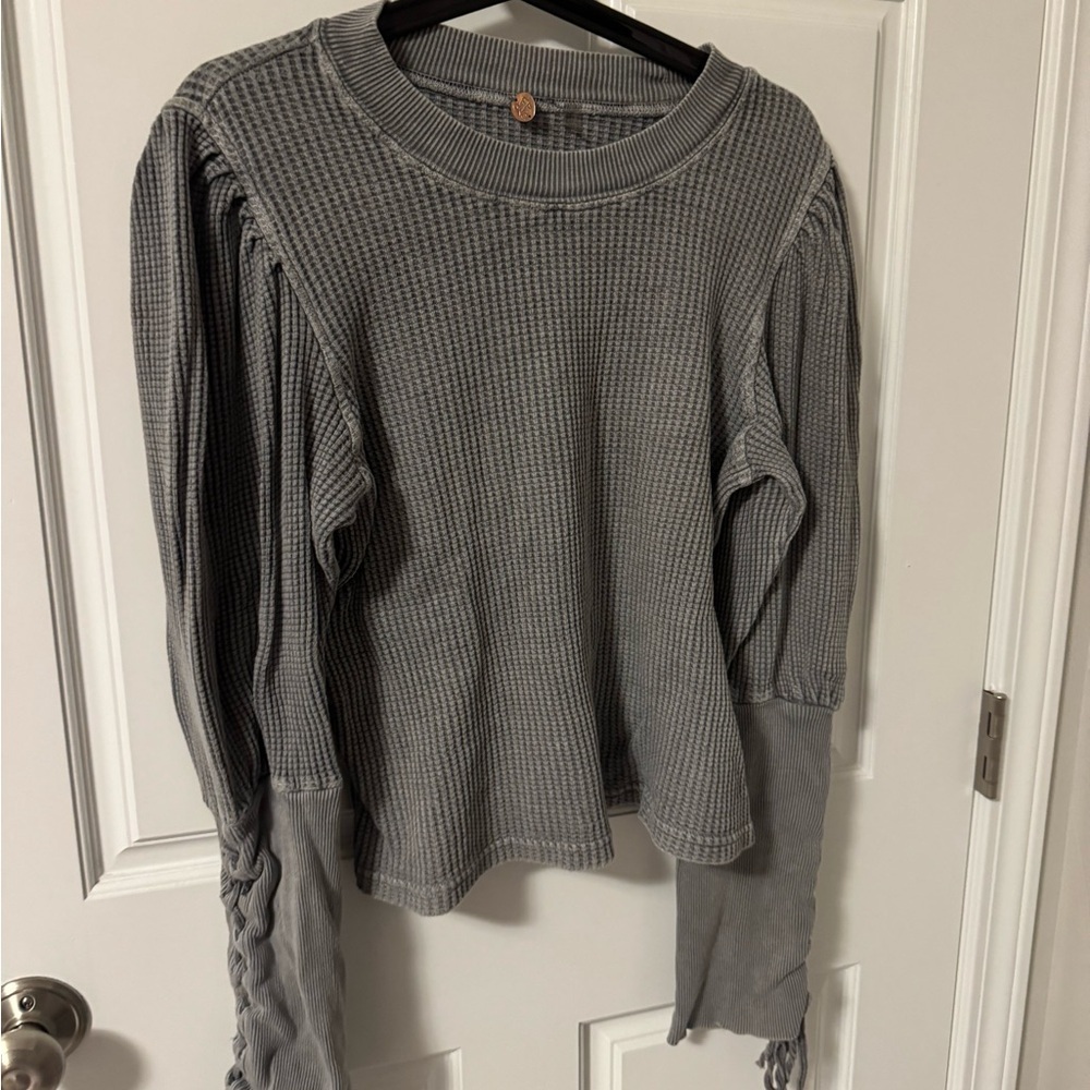 Free People One Stylish Gray Waffle Knit shirt